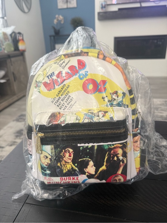 NWT Wizard of Oz Vintage Poster Mini Backpack - Multicolor Unreleased Loungefly main image 5